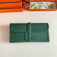 HM Jige Elan 29 Clutch In Forest Green Calfskin (25 days of production)