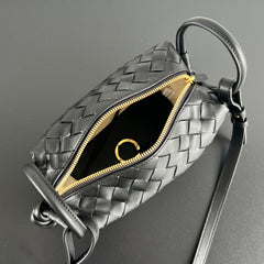 BV Loop Top Handle 19cm Black Lambskin