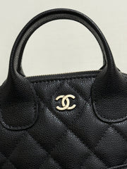 CC 25A Shell Bag Phone Case Black Caviar