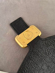 Clicca Shoulder Bag Medium Black Arena Lambskin