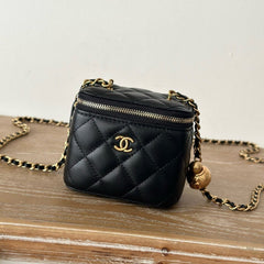 CC Vanity Case Small 10.5cm Black Lambskin