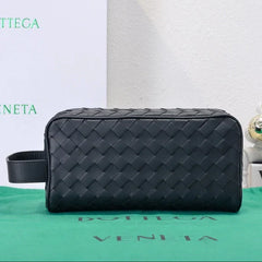 Bottega Veneta 2026 Barrel Bag 26cm Black Leather
