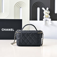 CC 25C Vanity Top Handle 17cm Black Grained Calfskin Light Gold Hardware