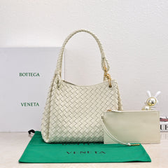 BV 26s Parachute Bag Cream Intrecciato Leather 291409