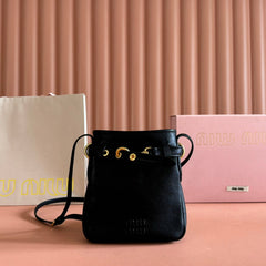Miu 5NR461 Pouch Black Cowhide 285383