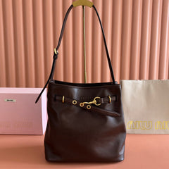Miu 5BE101 Pouch Coffee Cowhide 285392