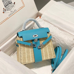 HM KELLY 20 PICNIC SKY BAMBOO AND RATTAN