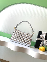 CC AS6045 Hobo Bag 22cm Metallic Sliver Quilted Calfskin