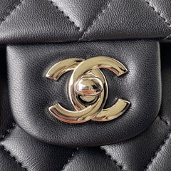 Medium Classic Flap Bag 23cm Black Lambskin Silver Hardware