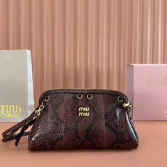 Miu Caprice Clutch 28 Dark Brown in Snakeskin 285282