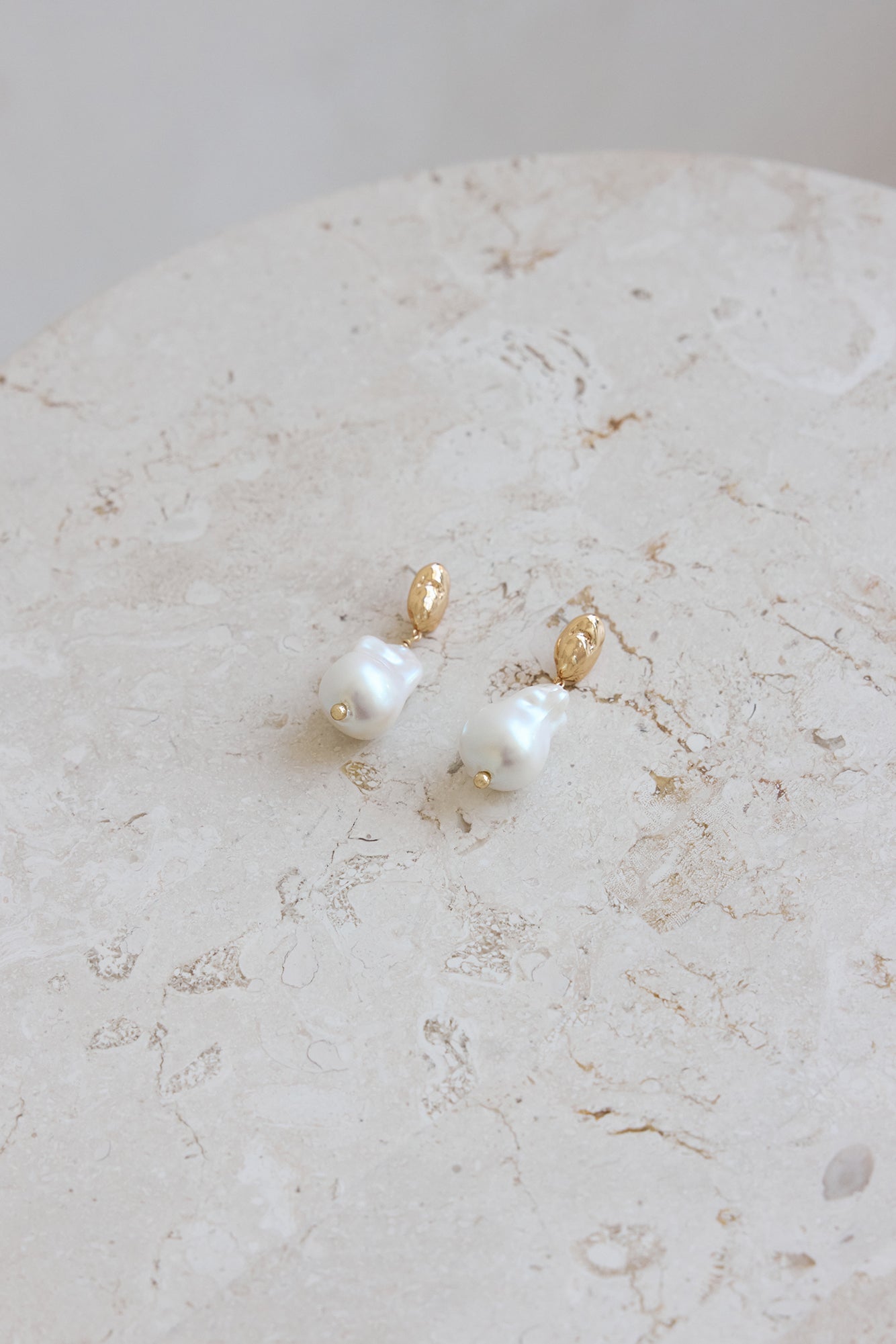 18k Gold Plated Endlessly Waiting Earrings White