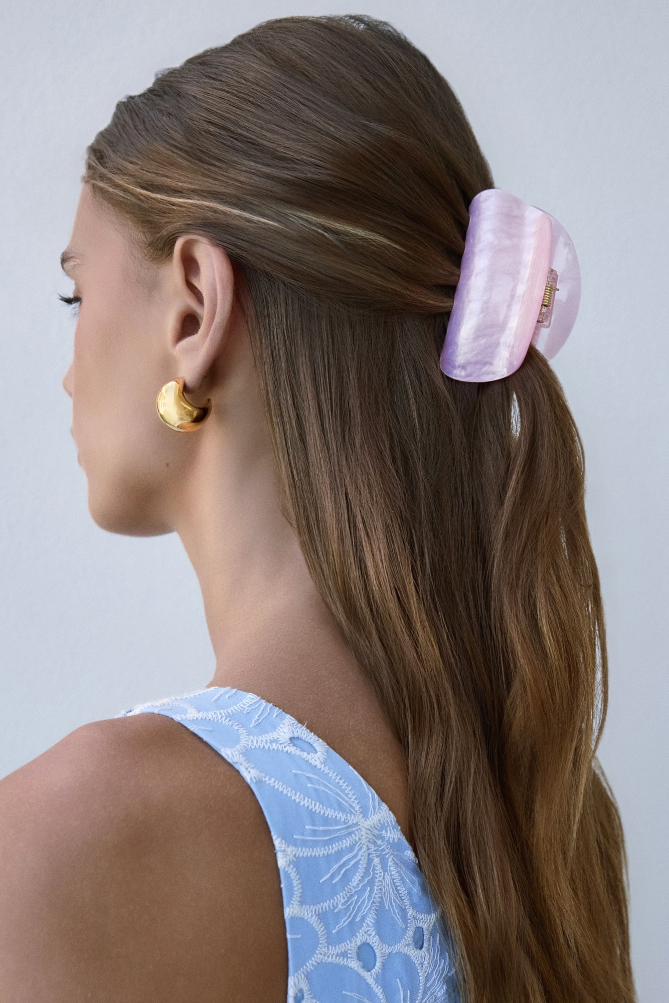 Wave To Earth Hair Claw Pink