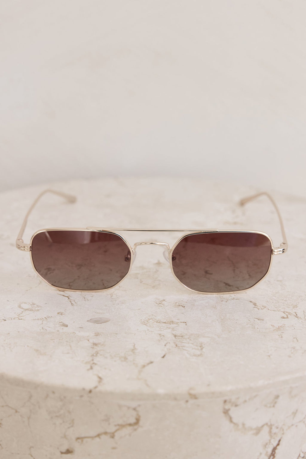 The Cameron Sunglasses Gold Chocolate Fade
