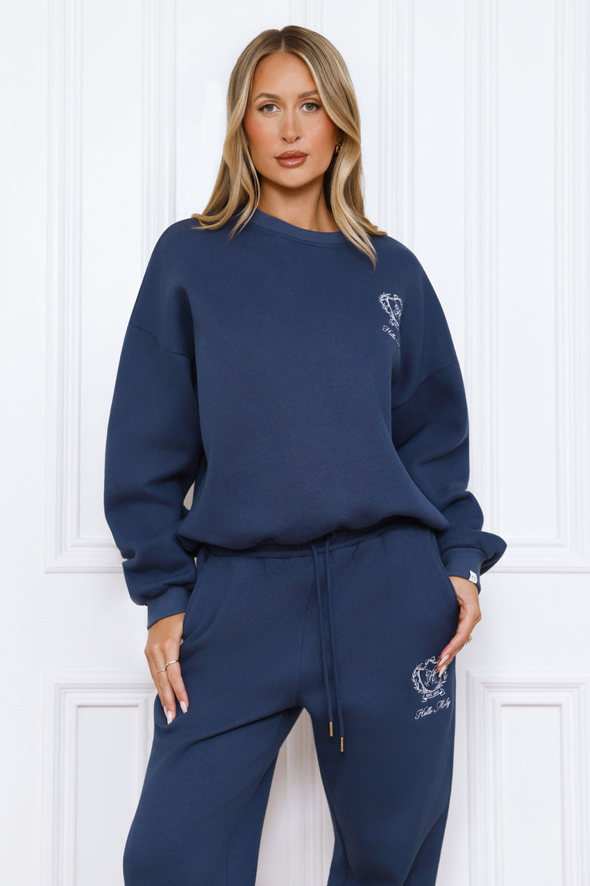 BASE Round Neck Emblem Sweatshirt Navy