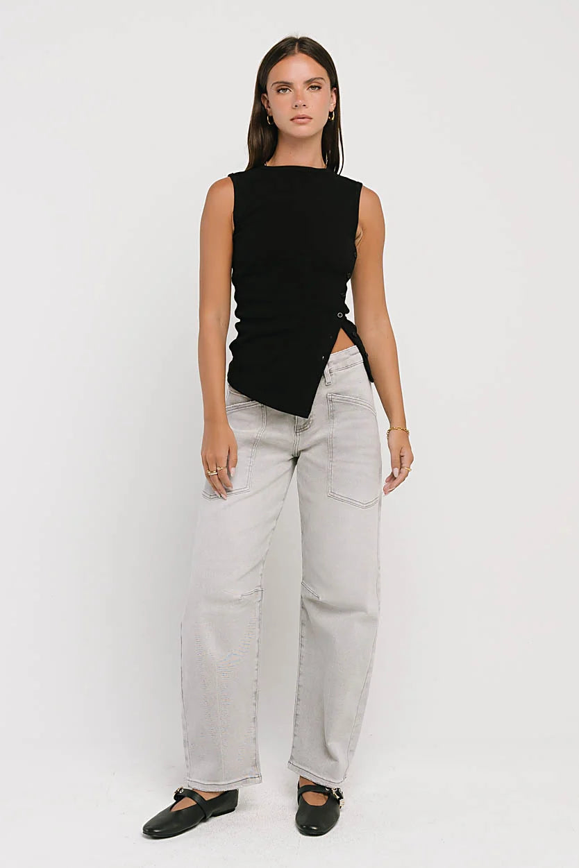 Lyla Mid Rise Barrel Jeans