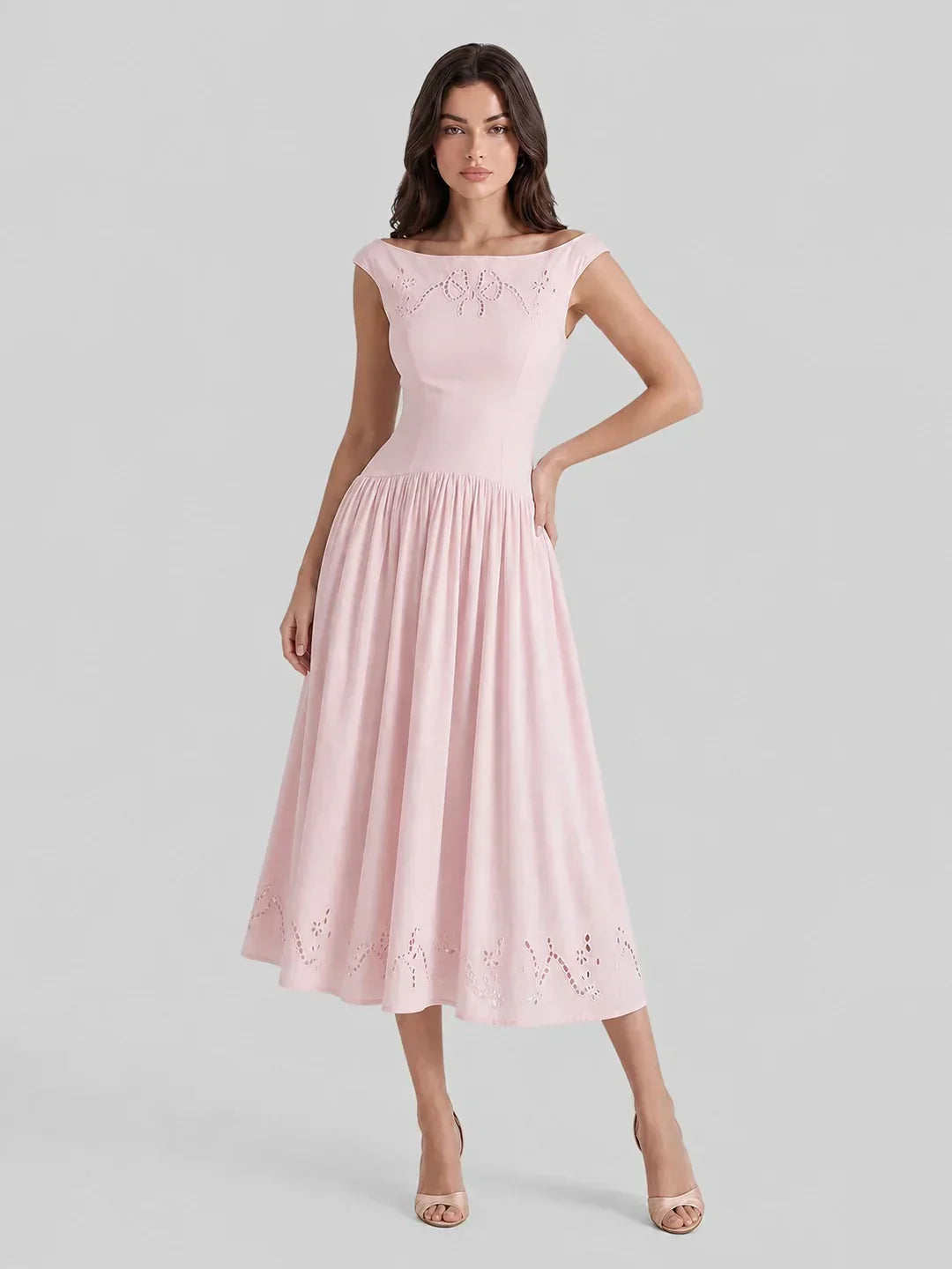 Exquisite Boat Neck Fil-Coupé Maxi Dress