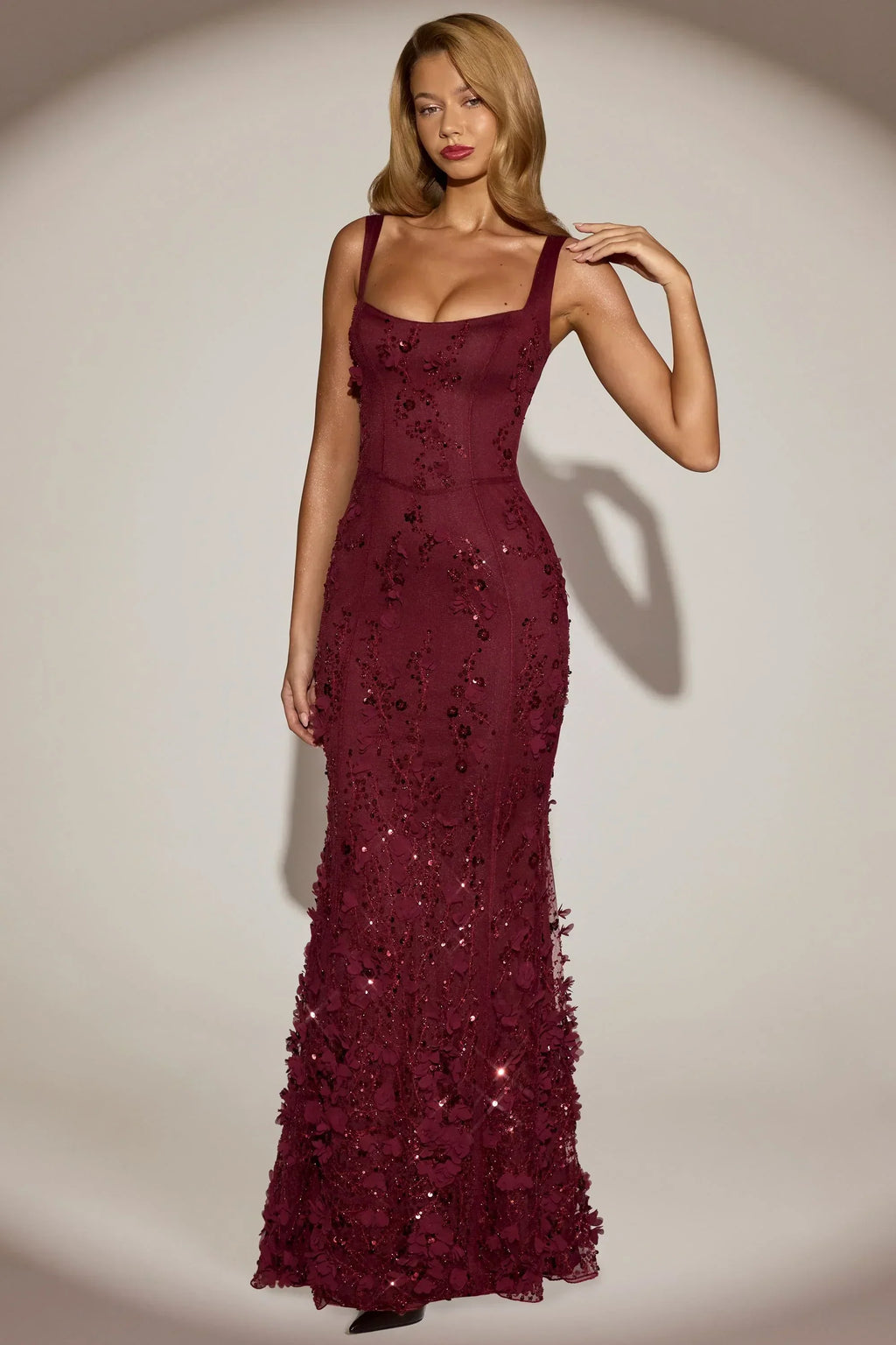 Embellished Appliqué Soft-Scoop Corset Gown In Wine Red
