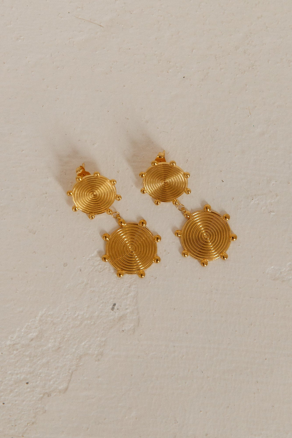 18K Gold Plated Blazing Dangle Earrings Gold