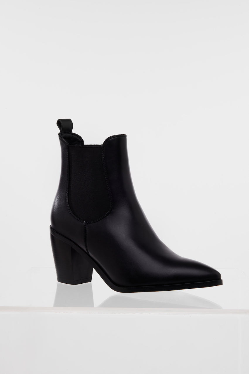 Frosty Season Heel Boots Black PU
