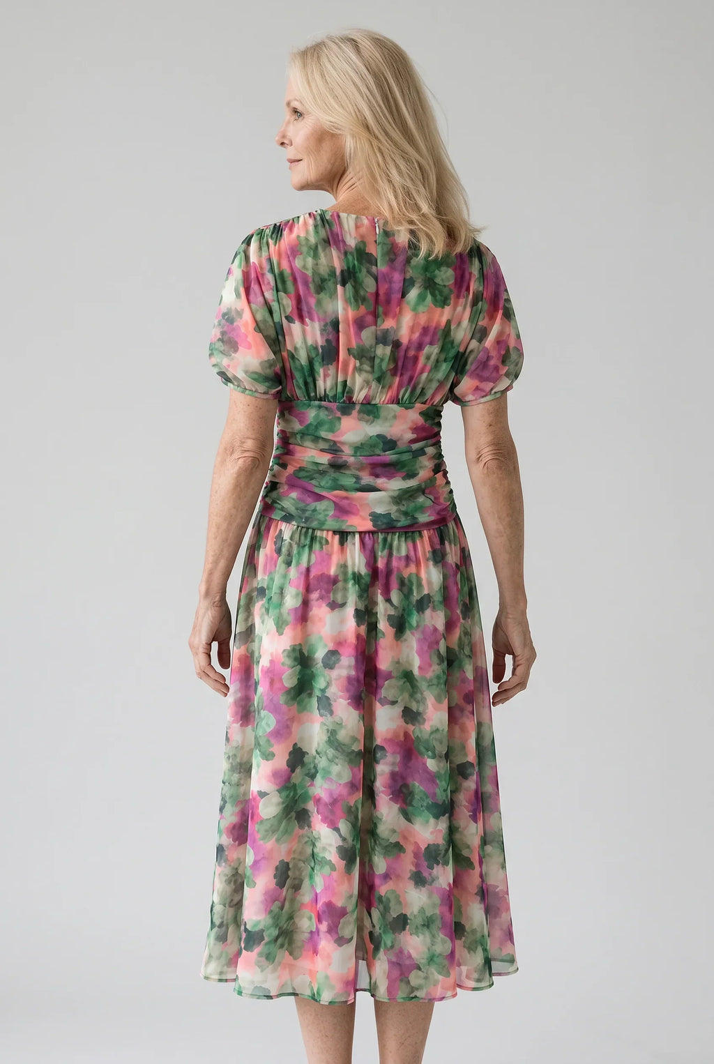 Elegant Long Dress With V-Neck