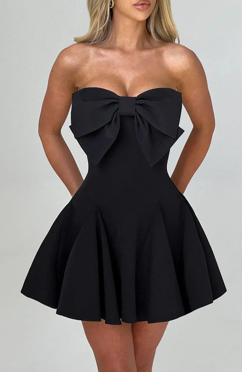 Holly – Strapless Playsuit With Bow Detail