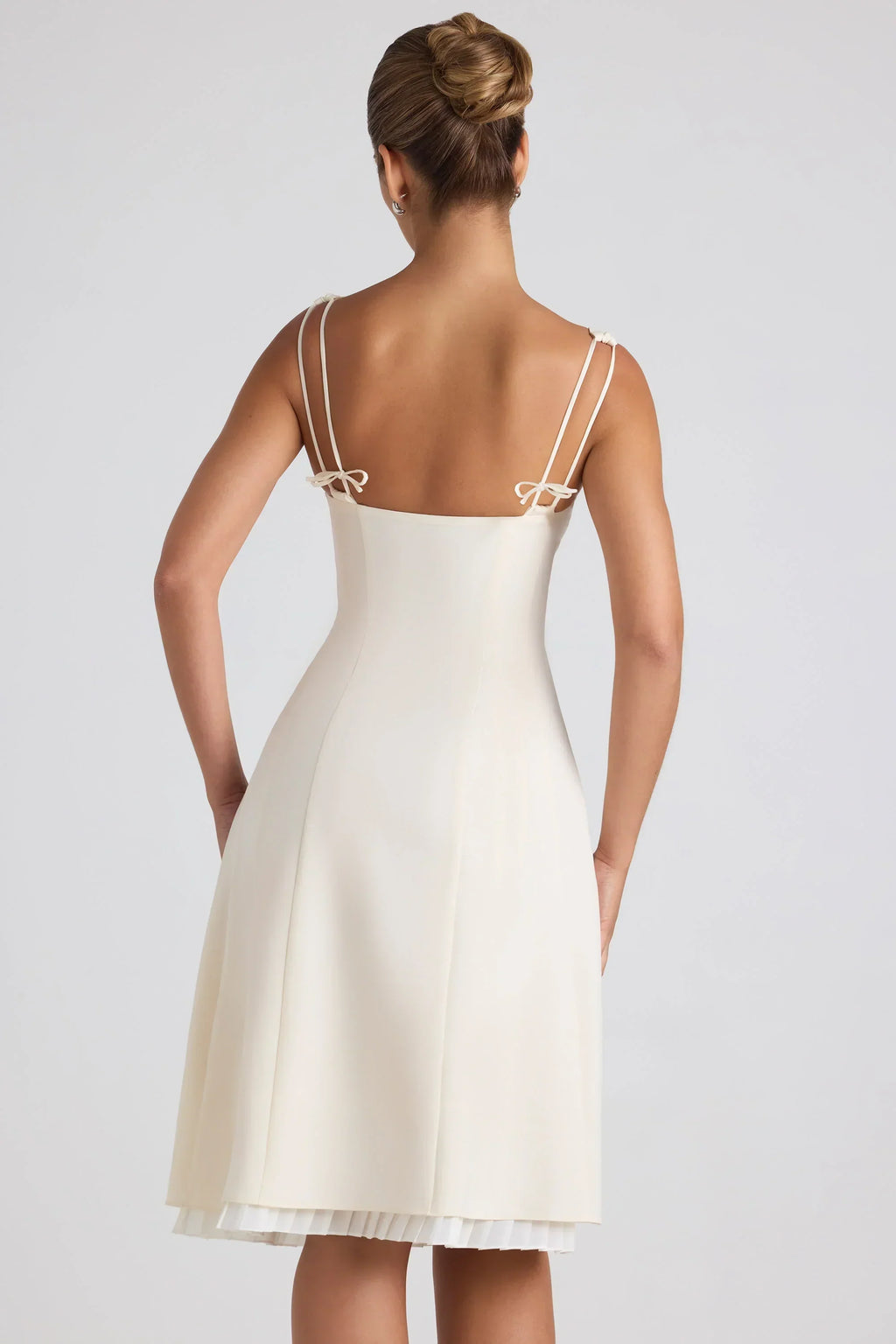 Bow-Detail Pleated A-Line Midi Dress In Ivory