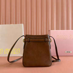 Miu 5NR461 Pouch Brown Cowhide 285381