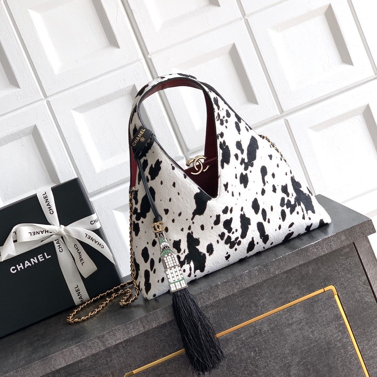 CC Métiers d'ar 26s Shopping Bag Black White Horsehair Calfskin